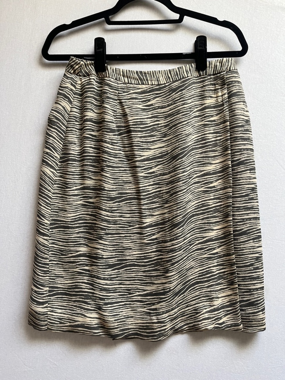 Rena Rowan 100% Silk Wrap Zebra-Print A-Line Skirt Sz 12
